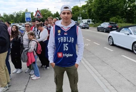 Pomešana krv, ali Jokićev dres otkriva - Momak iz Augzburga navijaće za Srbiju!