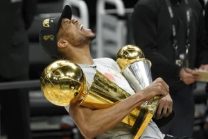 Janis ne mari za NBA - Jedva čeka Eurobasket