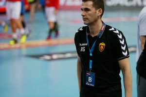 Novi selektor Makedonije - Raul Gonzales!