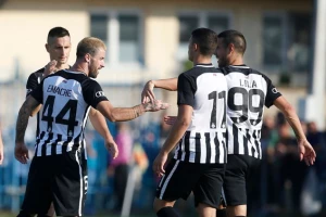 Još se ne zna da li će ostati u Partizanu, ali na odmoru uživa ''za sve pare''