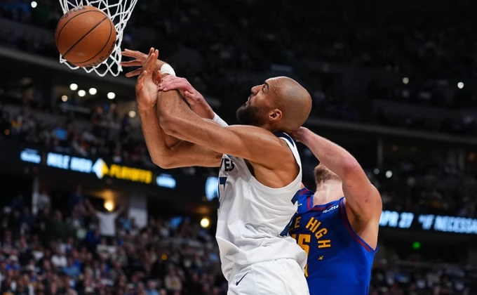 Beta/AP Photo/Jack Dempsey