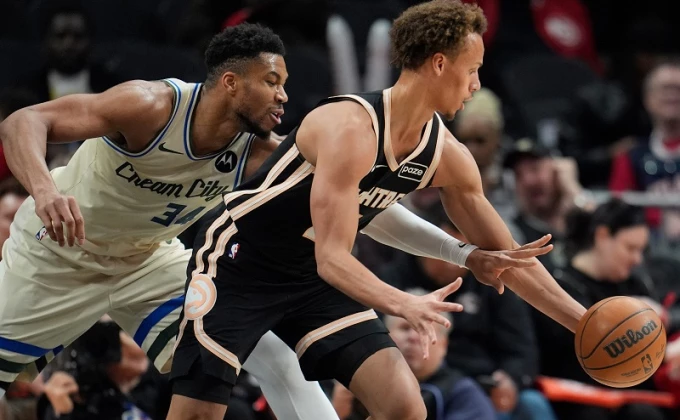 Beta/AP Photo/Mike Stewart