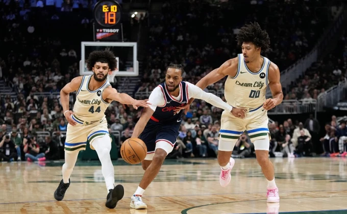 Beta/AP Photo/Aaron Gash