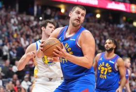 Jokića baš briga za tripl-dabl, Janis je kup specijalista!