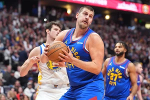 Jokića baš briga za tripl-dabl, Janis je kup specijalista!