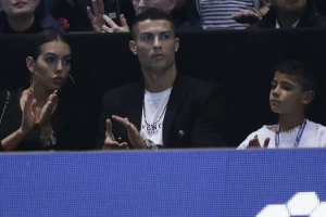 Ronaldo - Široko u Londonu. Vino? Cijena, prava sitnica...