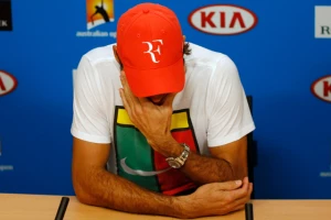 Spektakularni poen, za utehu Federeru...