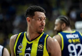 Nezaustavljivi Boldvin, Fenerbahče preko velikog rivala do finala! Larkin tragičar!