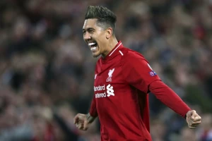 Firmino odbrusio Roju Kinu!