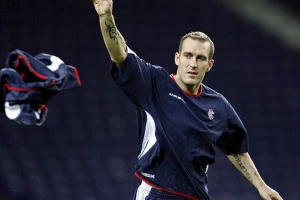 Bivši fudbaler Rendžersa i reprezentativac Holandije izgubio najveću bitku