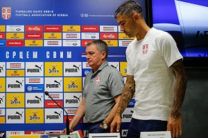 Tumbina TRI iznenađenja u startnoj postavi!