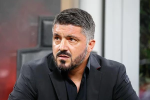 Biser "Rosonera" na izlaznim vratima?
