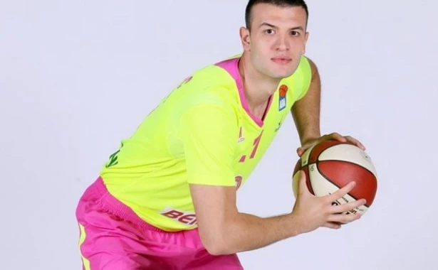 Mega Leks/Ivica Veselinov