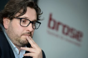 Zvezdaši zovu Trinkijerija upomoć!