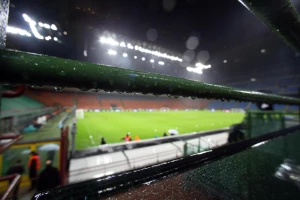 "Rosoneri" prodaju defanzivca, tri kluba u igri, na "San Siro" stiže pojačanje iz PL?