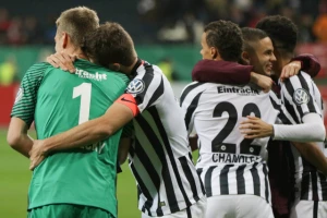 DFB Pokal - Bundesligaši sigurni, maestro Gaćinović!