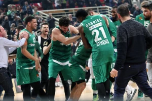 'Kontra' Janakupulosu - Košarkaši Panatinaikosa ne žele busom za Atinu