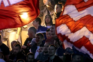 Delije likuju - Znate li ko su jedini Italijani večeras u Milanu?! (TVITOVI)