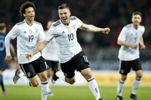 Oproštaj u stilu najvećih - Evrogol Podolskog za pobedu Nemačke!