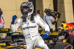 Valteri Botas u dramatičnom finišu do pol pozicije, presudilo 0.038 sekundi!