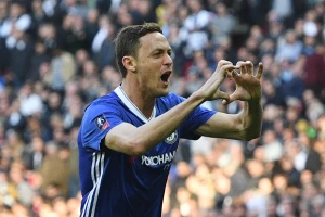 Matić? Navijači podeljeni, daleko od pesme o srpskoj "Steni"!