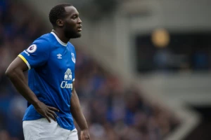 NOVI ZAPLET - Čelsi izjednačio ponudu Junajteda, Lukaku odlučuje!