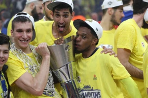 Bogdanović: "Nisam još odlučio o odlasku u NBA, zavisi od nekoliko faktora"