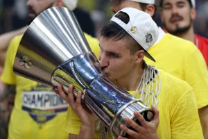 GOTOVO - Bogdanović potpisao za Kingse!