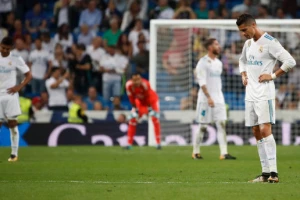 Ronaldo - Kad gubi, ne da dres!