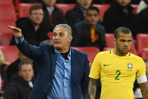 Zašto baš Dani Alves? Tite objasnio!