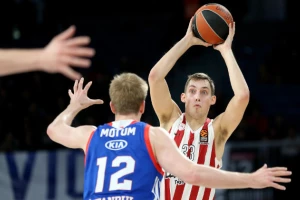 EL - Efes namučio Olimpijakos