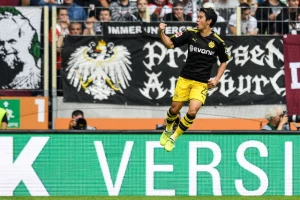 Magije igrača Dortmunda za suverenost na vrhu, pobeda i Ajntrahta!
