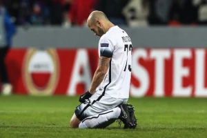 Odbrana kao sir - Bojić načeo Partizan u DRUGOM minutu!