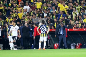 Nastaviće se meč Fenerbahče - Bešiktaš!
