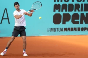 Novak brusi formu u Marbelji