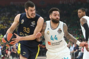 Kalinić: ''Sukob ljudi koji možda nikad nisu ni igrali košarku''