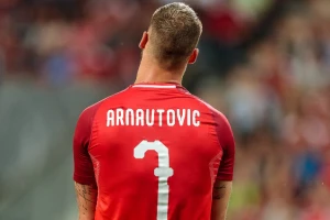 Arnautović nije uspeo da pobegne!