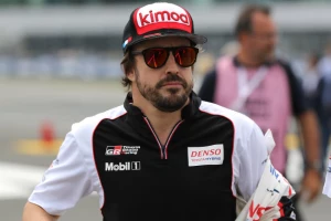 Alonso vozio bolid Renoa u Barseloni