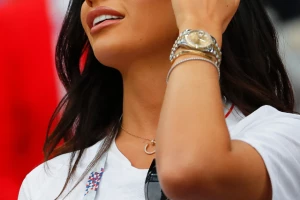 Nemojte nam to raditi! FIFA će zabraniti snimanje atraktivnih devojaka na tribinama?!