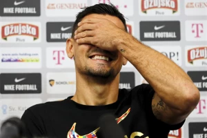 Lovren se poslednji smeje, pale teške uvrede u svlačionici "Vatrenih"!