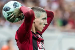 Jirka tek u Radničkom počeo da pokazuje ono zbog čega ga je Zvezda dovela! Al' što ume da proslavi gol...