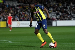 Napadač vraća Boltu milo za drago!