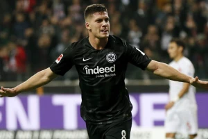 Samo rešetaj, majstore! Gaćinović započeo, Jović završio!