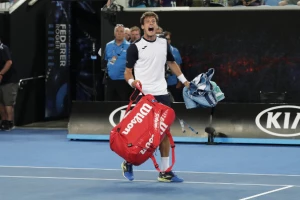 Frustrirani Španac spustio loptu, ima molbu za ljubitelje tenisa