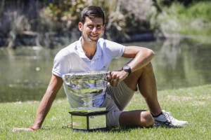 Novak izveo "najboljeg druga" u šetnju