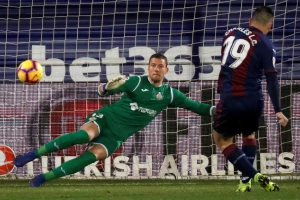 VAR pokrenuo Eibar, Ćarles "odbranio tvrđavu"