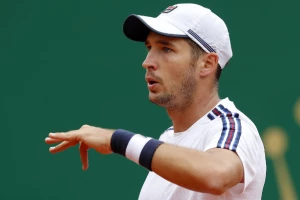 ATP kup - Srbija u problemu, Bautista Agut siguran protiv Lajovića