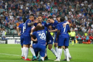 Mlada zvezda Čelsija neće igrati za Englesku?