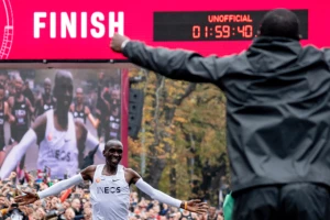 Istrčao maraton za manje od dva sata, ali mu ne priznaju rekord!