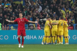 EURO (kval.) - Englezi praktično na prvenstvu, perfektni Ukrajinci takođe!
